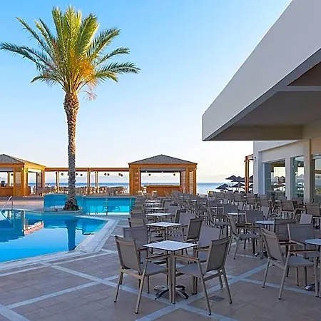 Hotel Avra 4*